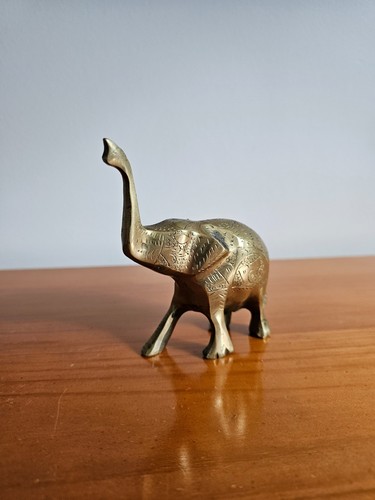 Elefant aus massiven - , messing
