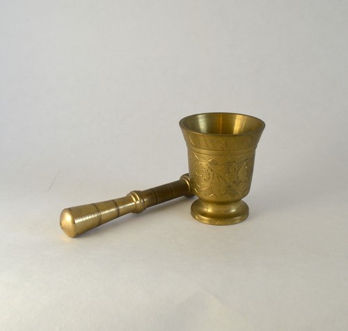 Messing mörser mit - mit, stößel