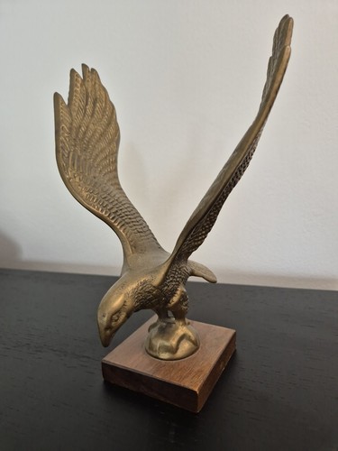 Kunstwerk skulptur adler eagle - skulptur,