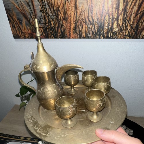 Messing kanne mit bechern - kanne,