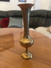 Messingvase mit schlankem