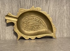 Aschenbecher / Form: Blatt /